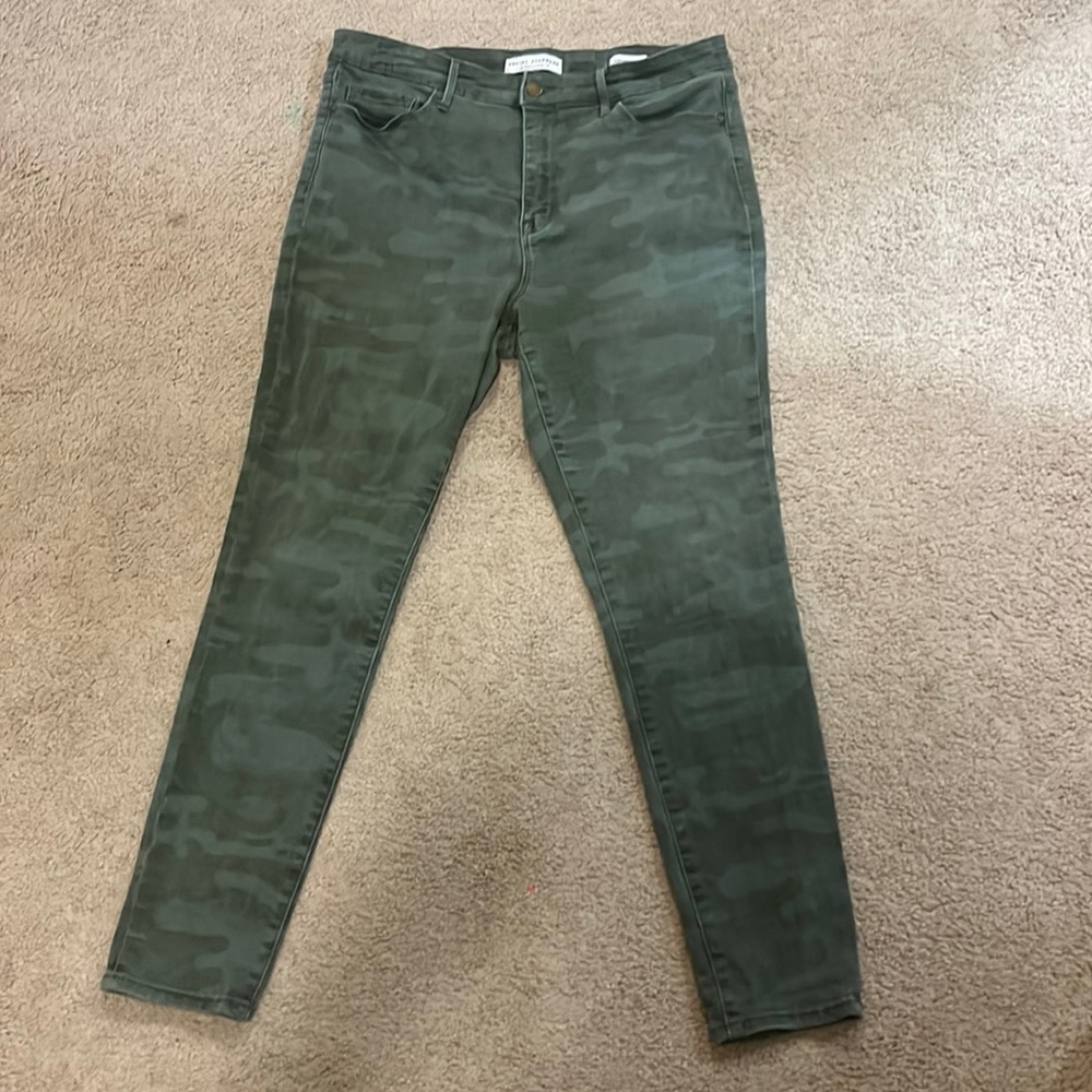 Sanctuary camouflage denim jeans size 12/31
